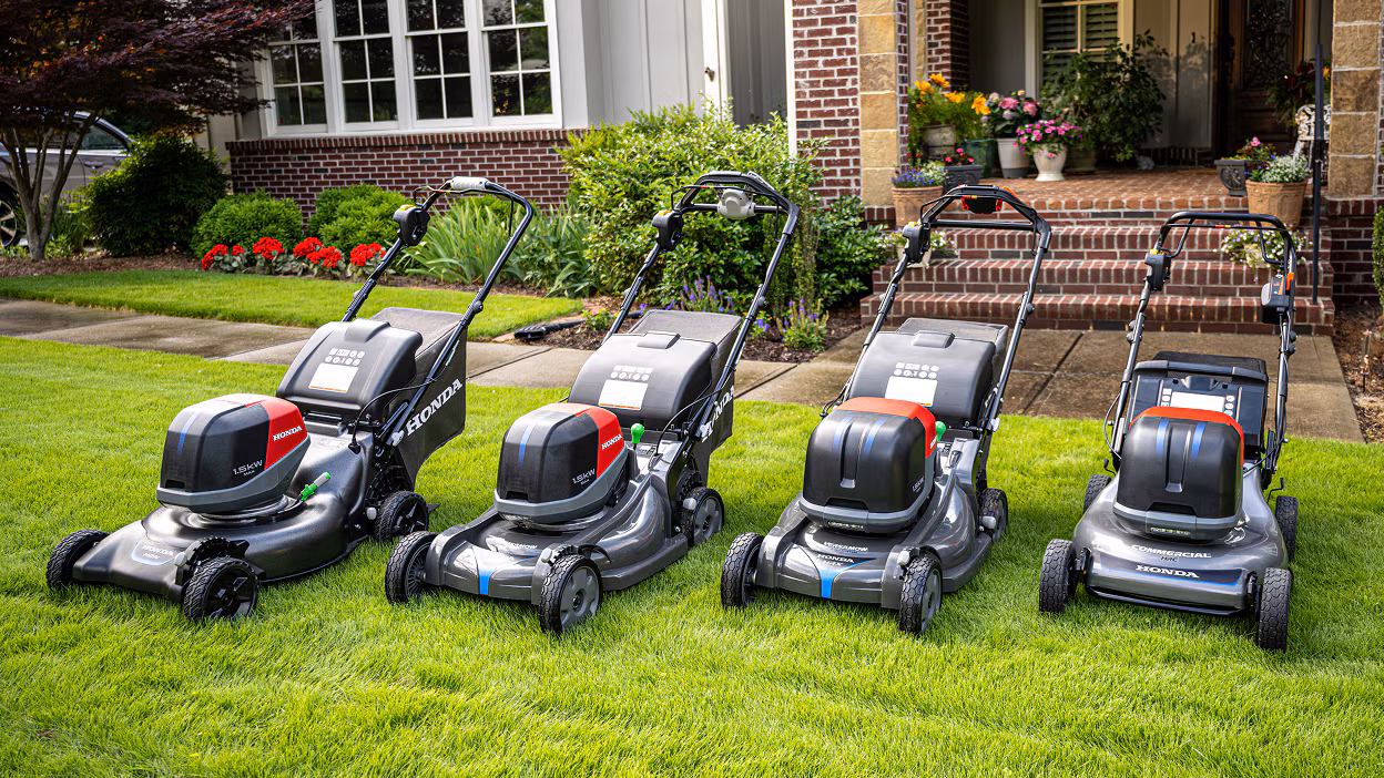 H26_Battery-Lawn-Mower_Overview_Carousel-Gallery_Desktop_1
